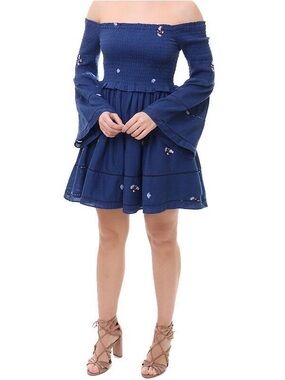 Excellent Condition Free People Daisies Embroidered Mini Dress With Pockets